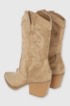 Botín vaquero midi bordados