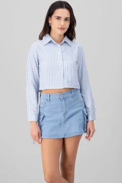 Camisa crop detalle doble bolsa