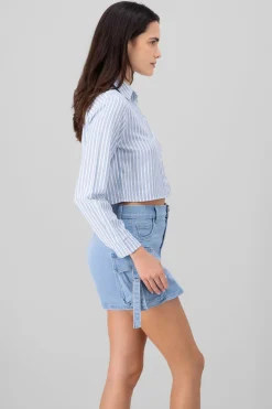 Camisa crop detalle doble bolsa