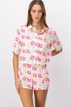 Camisa crop detalle estampado