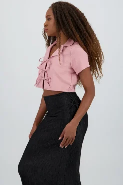 Camisa crop detalle lazo