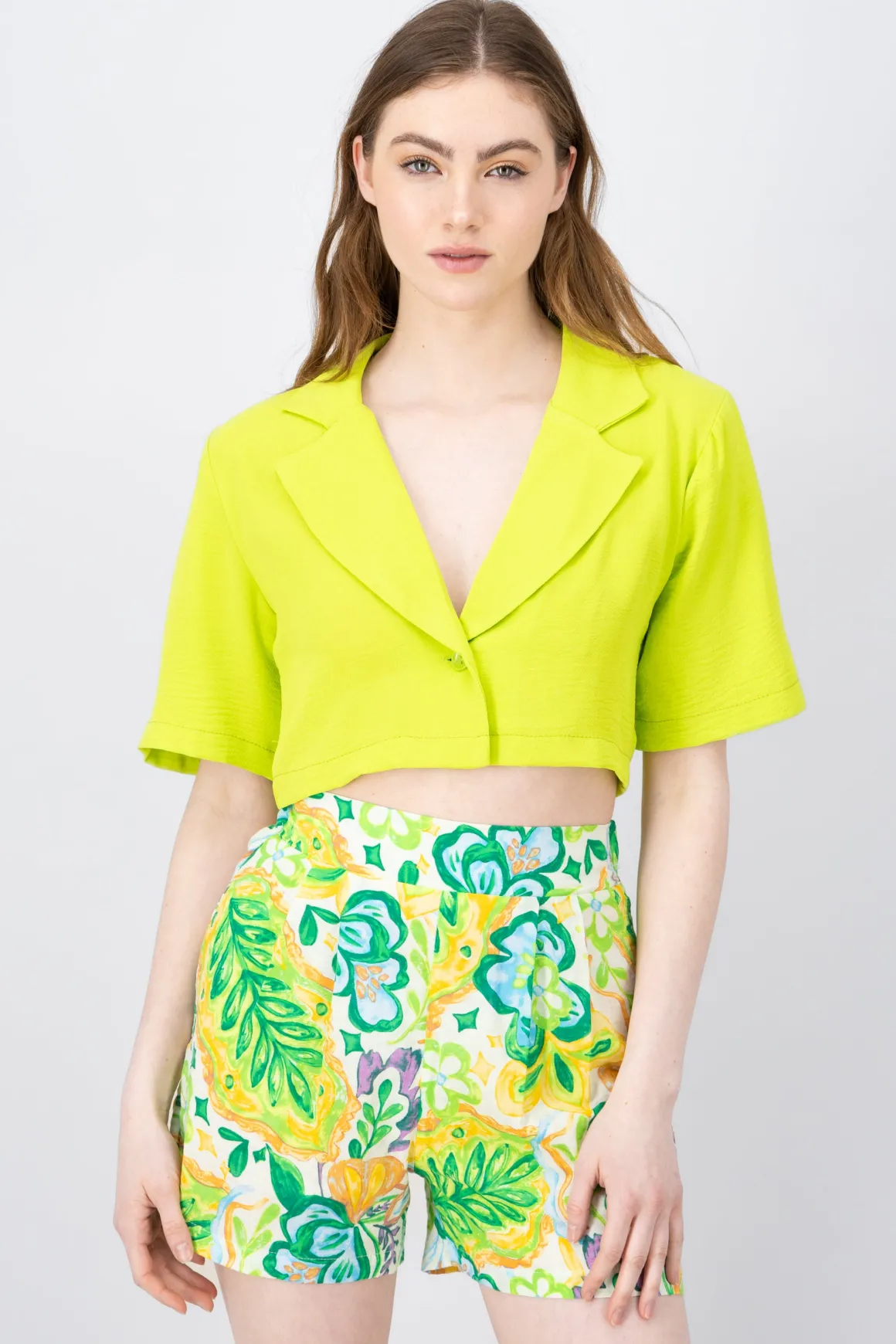 Camisa Crop Detalle Solapa