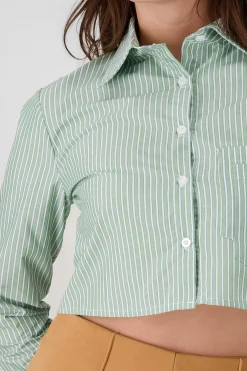 Camisa Crop Doble Bolsillo