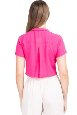 Camisa crop lisa manga cortqa