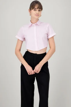 Camisa crop manga corta