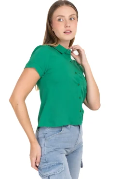 Camisa crop manga corta bolso