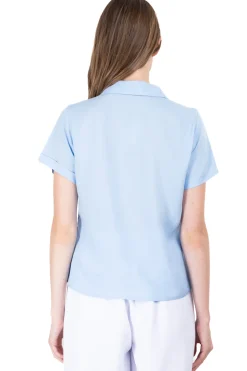 Camisa crop manga corta bolso