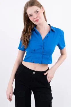 Camisa crop manga corta pinzas