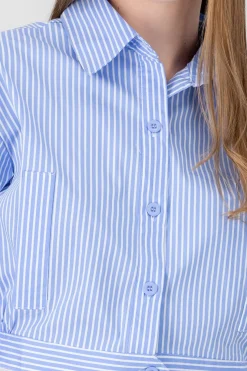 Camisa crop rayas detalle bolsas