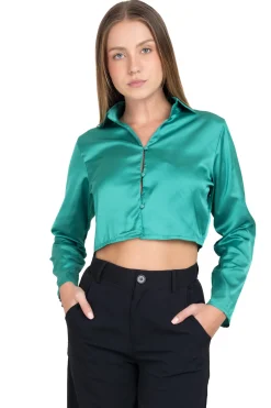 Camisa crop satinada botones