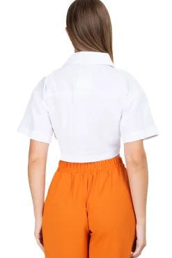 Camisa cropped nudo liso