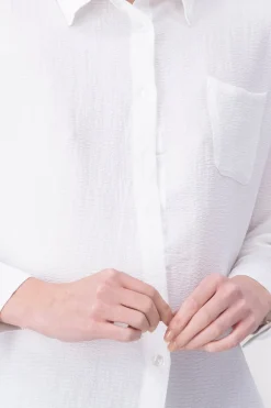 Camisa lisa textura manga larga