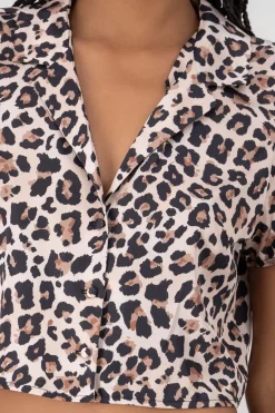 Camisa manga corta animal print
