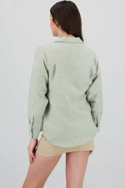 Camisa oversize fluida manga larga ligera