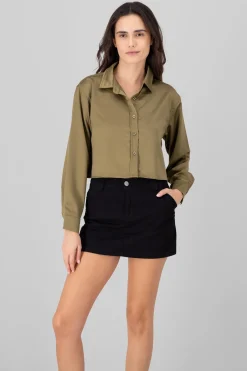 Camisa satinada corta lisa