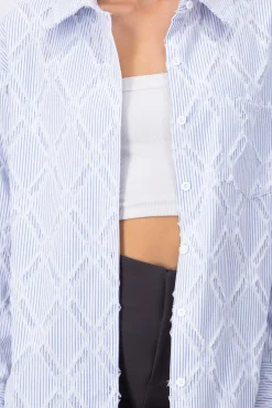 Camisa texturizada rombos flecos