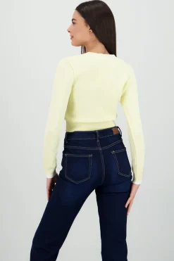 Cardian botones detalle contraste