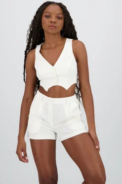 Chaleco corto con textura