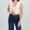 Chaleco crop detalle bordado