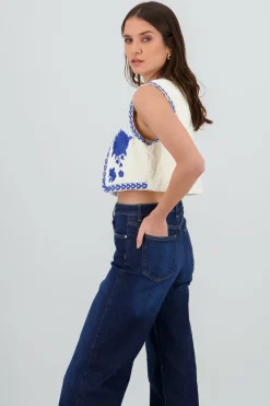 Chaleco crop detalle bordado