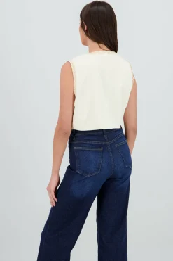 Chaleco crop detalle bordado