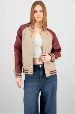 Chamarra bomber efecto piel