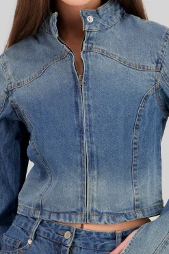 Chamarra cropped con cierre tipo moto