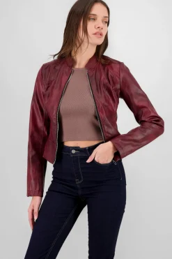 Chamarra efecto piel deslavado