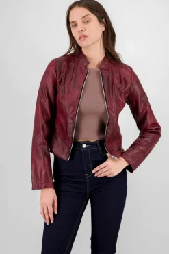 Chamarra efecto piel deslavado