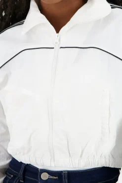 Chamarra nylon lineas costados