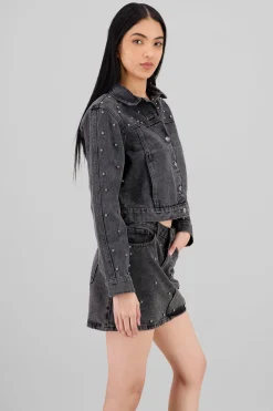 Chamarra trucker aplicación perlas