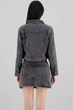 Chamarra trucker aplicación perlas