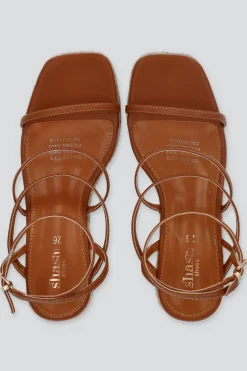 Cuña punta cuadrada tiras delgadas