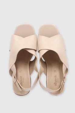 Cuña tiras anchas cruzadas destalonadas