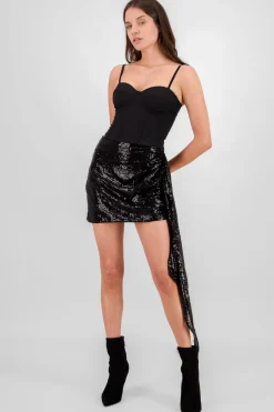 Falda mini lentejuelas detalle estola