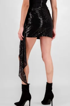 Falda mini lentejuelas detalle estola