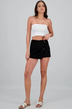 Falda short textura detalle botones