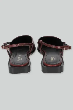 Flat suela ancha slingback crack