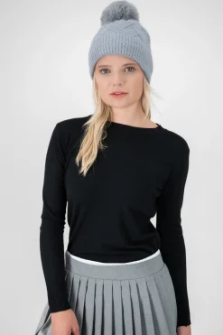 Gorro tejido pompón