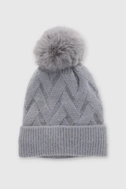 Gorro tejido pompón