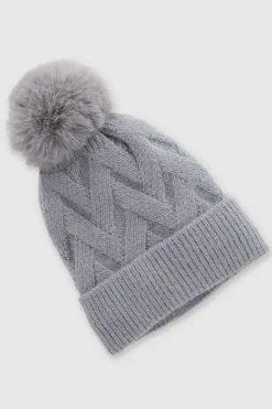 Gorro tejido pompón