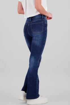 Jeans flare destrucción