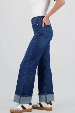 Jeans wide leg básico al corte