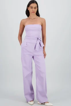 Jumpsuit strapless detalle cinturon