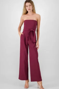 Jumpsuit strapless detalle cinturon