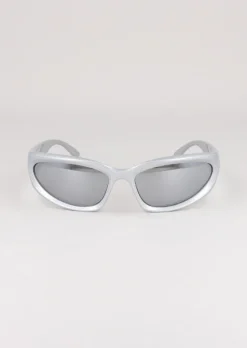 Lentes oscuros alargados sport