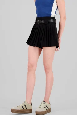 Mini falda tableada con cinturon