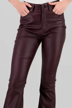 Pantalón Efecto Piel