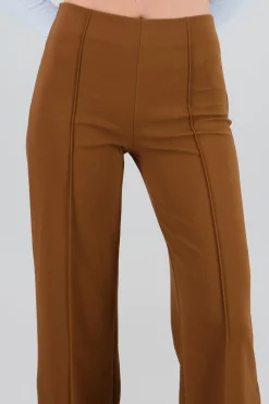 Pantalón Flared Costuras