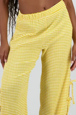 Pantalon amplio detalle lazos estampado